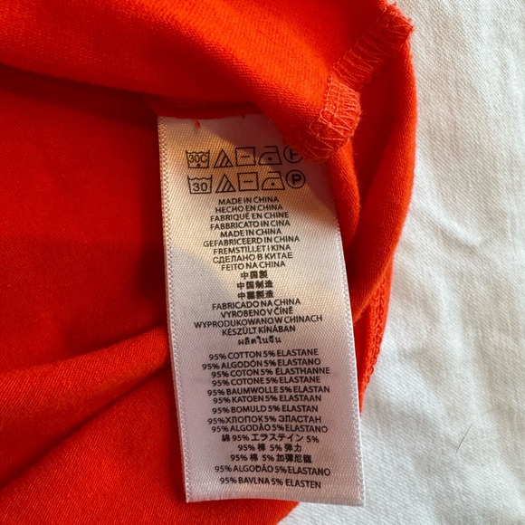 Michael Kors Vibrant Red Short Sleeve Top with zipper detail - Picture 5 of 6